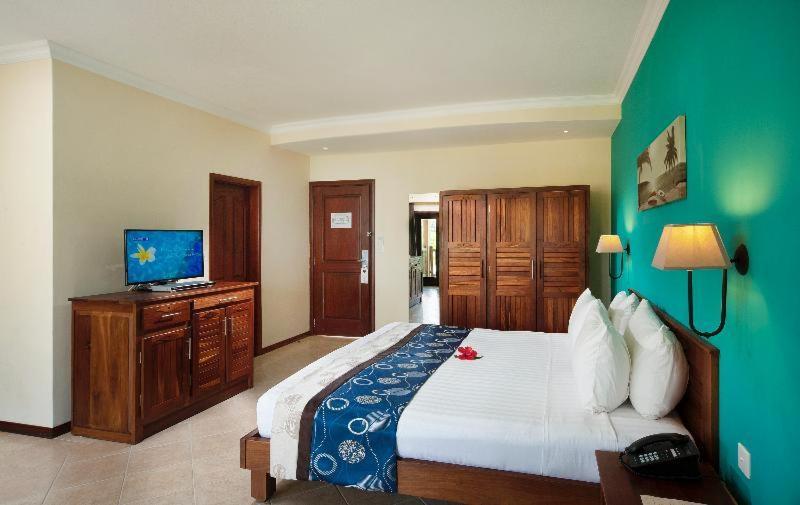Jalsa Beach Hotel & Spa Poste Lafayette Стая снимка